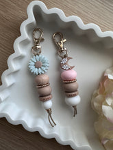 Load image into Gallery viewer, Mama Beechwood Keyring
